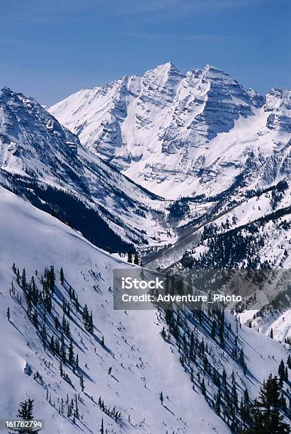 Maroon Bells Im Winter Malerischen Landschaft Stockfoto und mehr Bilder von Aspen - Colorado - Aspen - Colorado, Berg, Blau