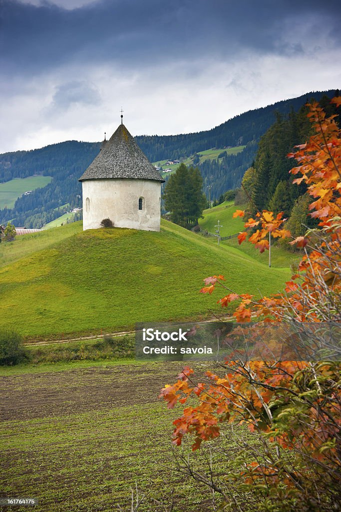 Église Church on the hill - Photo de Alpes européennes libre de droits