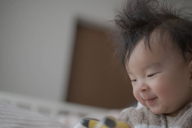istock kid got toy at cristmas morning 1618111392