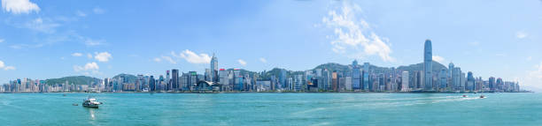 panorama of hong kong harbour view - hong kong skyline panoramic china imagens e fotografias de stock