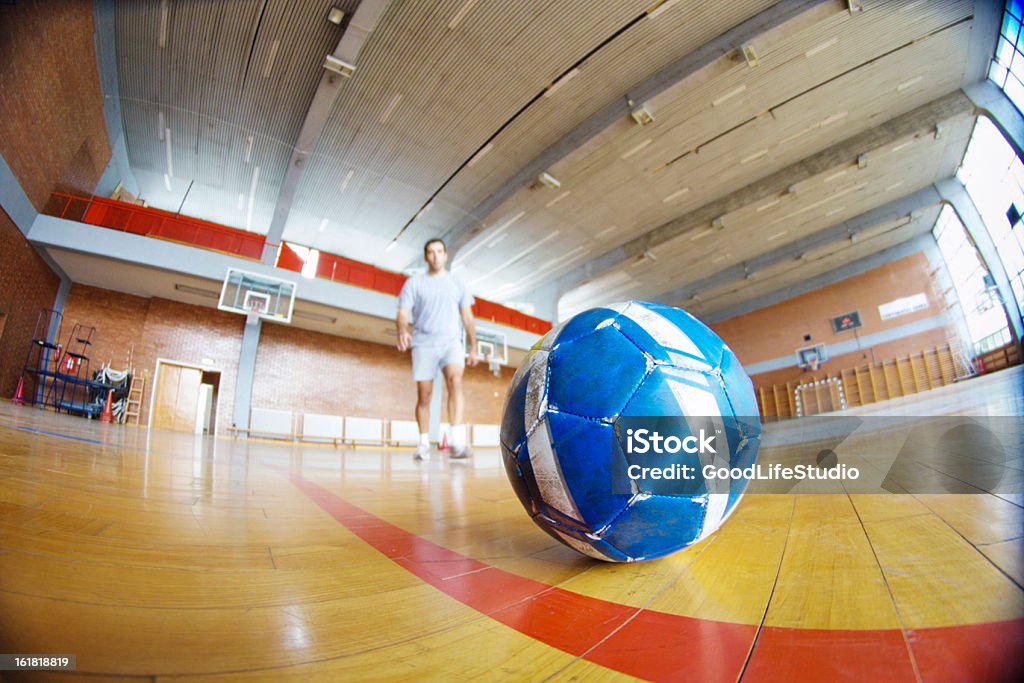 Bola de balonmano - Foto de stock de Falta de mano libre de derechos