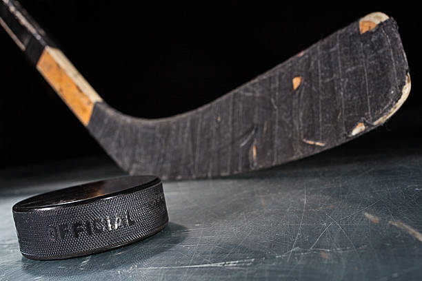 istock Hockey Stick & Puck 161819205