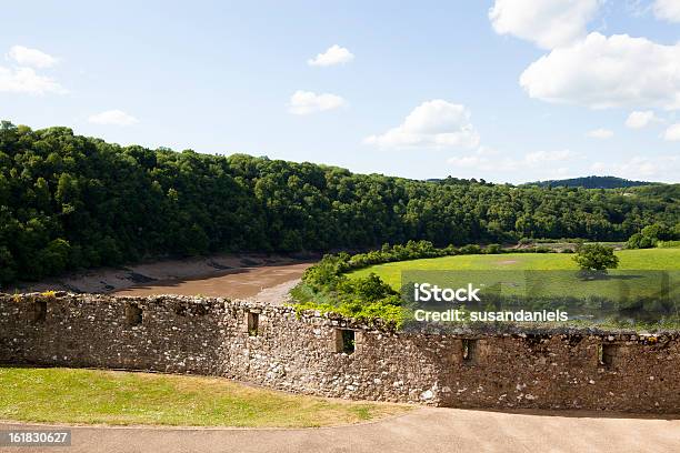 Castelo De Limite De Parede - Fotografias de stock e mais imagens de Muro Circundante - Muro Circundante, Ao Ar Livre, Castelo de Chepstow