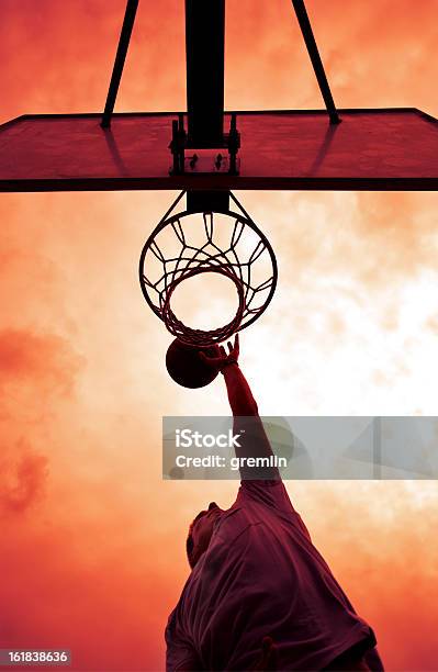 De Básquetbol Foto de stock y más banco de imágenes de Baloncesto - Baloncesto, Mate de baloncesto, Actividad