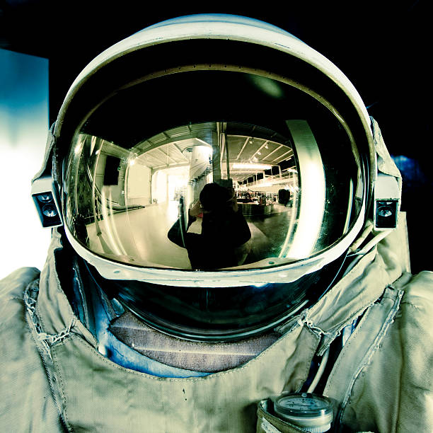 astronaut - space helmet stock-fotos und bilder