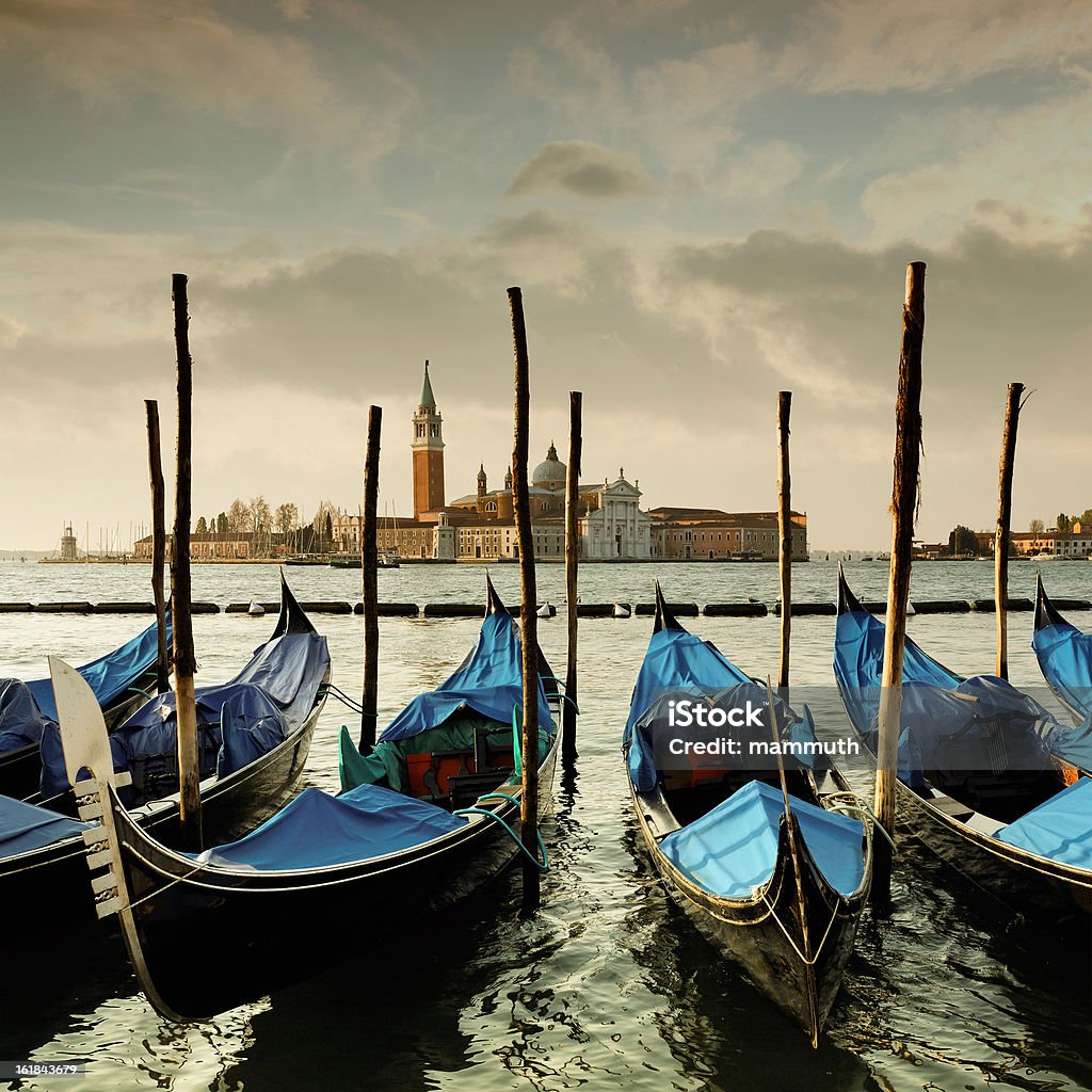 Gondoles sur la lagune de Venise - Photo de Aube libre de droits