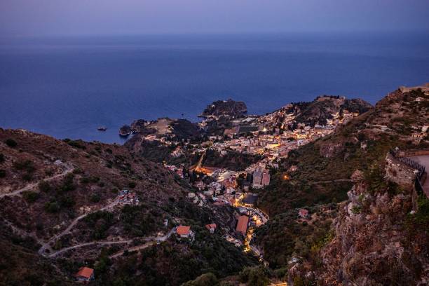 erice, sizilien - erice stock-fotos und bilder