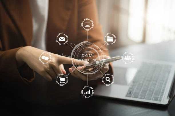 istock Digital marketing technology concept, Businessmen use tablet and smartphone connection technology and digital marketing. 1618516562