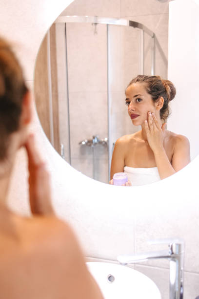 istock Morning skin care 1618547848