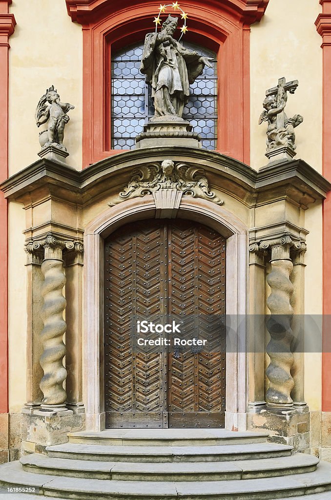 Puertas de basílica de St. George's - Foto de stock de Anticuado libre de derechos