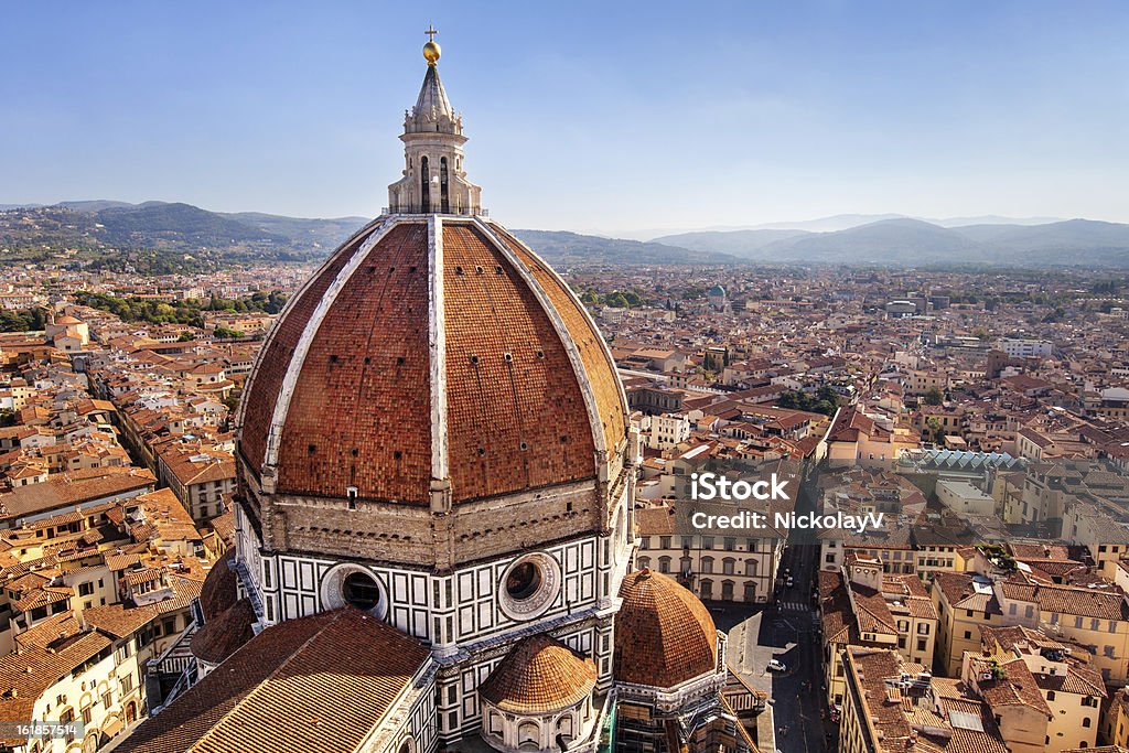 La Cattedrale di Santa Maria del Fiore a Firenze - Foto stock royalty-free di Firenze