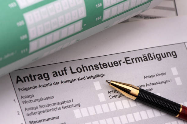 istock Tax form for tax office in Germany 1618871205