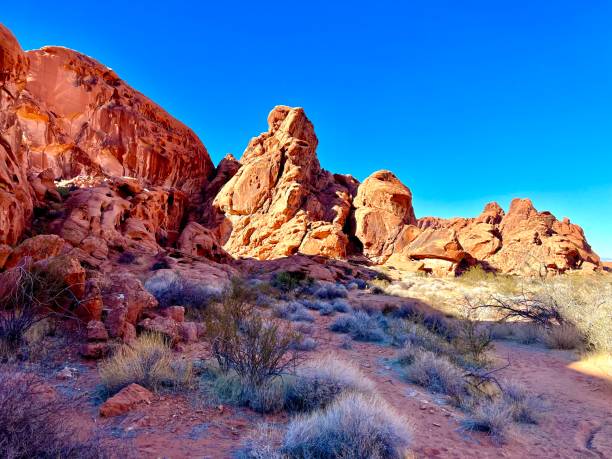 istock Beautiful red sandstone rock structure - Valley of Fire State Park - Nevada 1618909944