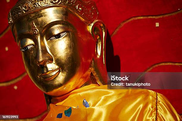 Статуя Будды — стоковые фотографии и другие картинки Азиатская культура - Азиатская культура, Азия, Без людей