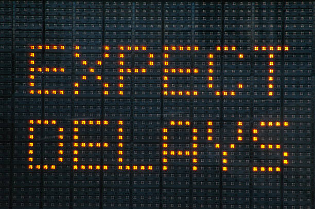 Road construction sign telling motorists to expect delays Urban traffic congestion sign saying Expect Delays traffic jam stock pictures, royalty-free photos & images