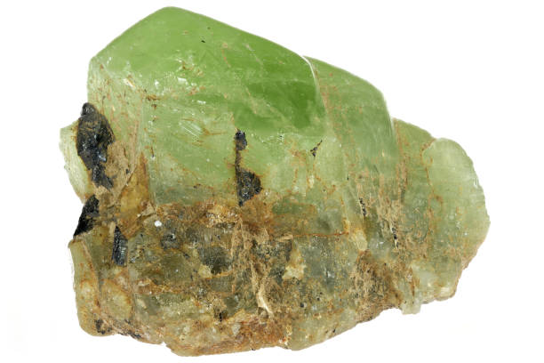 istock peridot from Kohistan Valley, Pakistan 1619329318