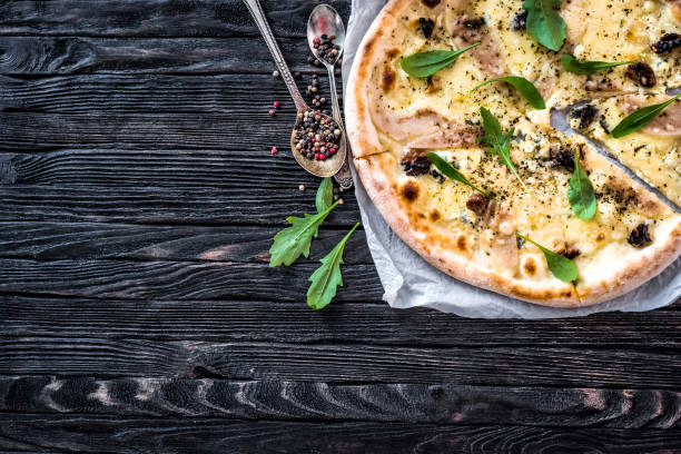 istock Delicious italian pizza 1619486687
