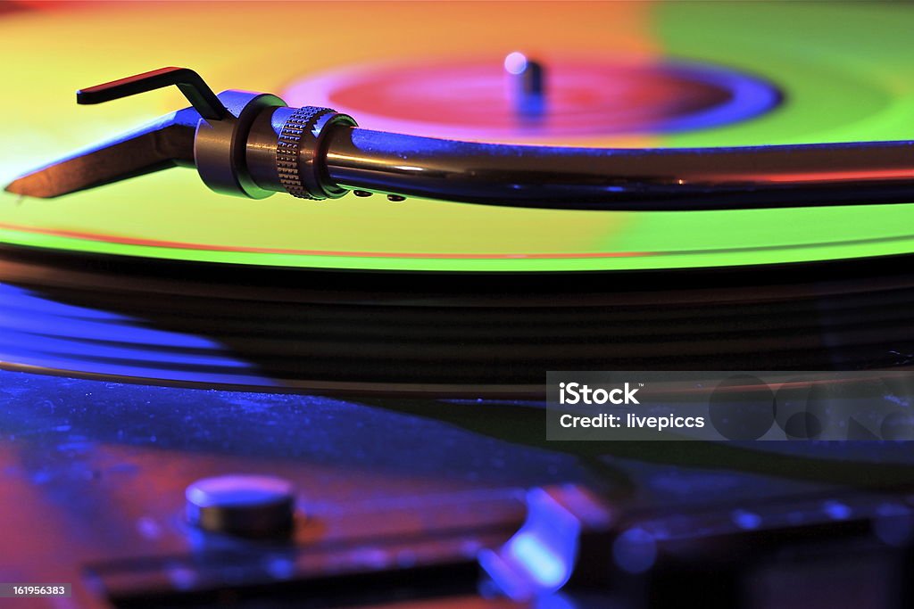 Platine de disque vinyle - Photo de Aiguille de bras d'électrophone libre de droits