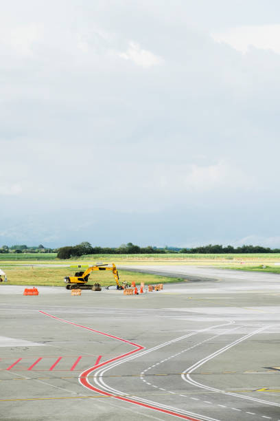 istock People working at an airport 1619609869