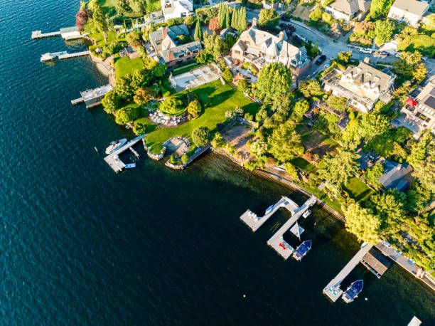 istock Luxury Homes Along Lake 1619632295