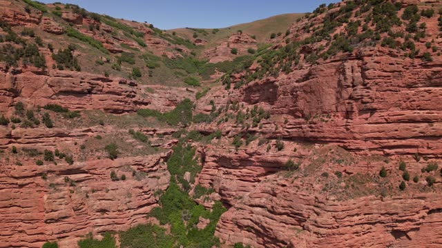 Scenic view of sandstone and limestone canyons at Canyon in Utah