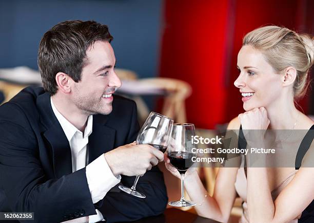 Hommage An Uns Stockfoto und mehr Bilder von Abenddämmerung - Abenddämmerung, Alkoholisches Getränk, Dating