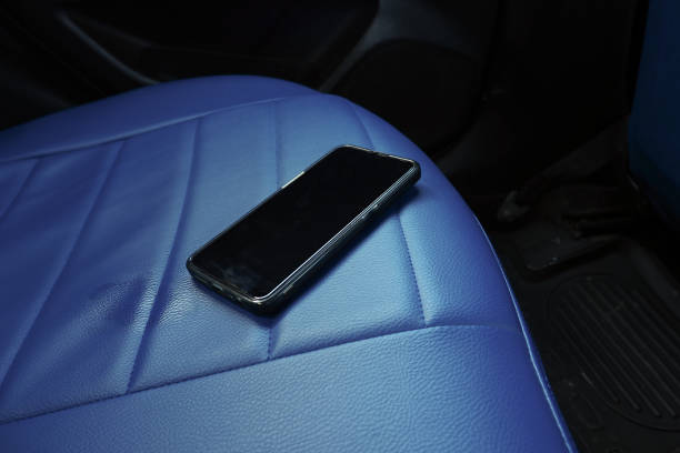 istock forget smartphone on car sit, lost smart phone 1620633503