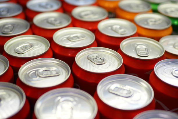 istock Cans of soft drink lined up , 1620655627
