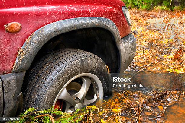 Off Road - Fotografie stock e altre immagini di Antigienico - Antigienico, Attrezzatura per illuminazione, Autunno