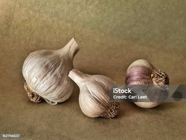 Local Garlic Stock Photo - Download Image Now - Color Image, Condiment, Farm