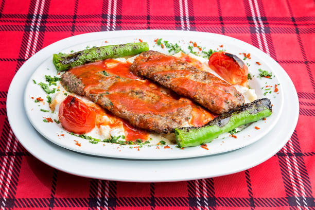 istock Turkish kebab close up photo 1621361073