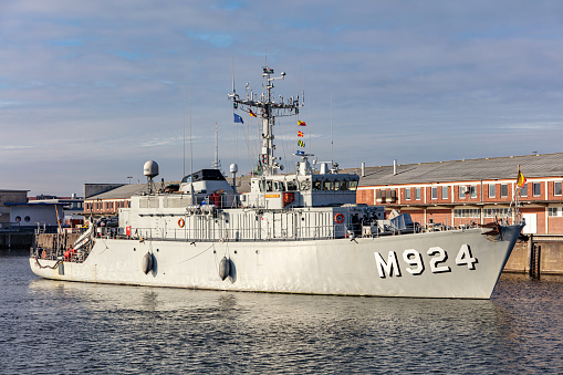 Cuxhaven, Germany - October 25, 2021: Belgian Navy minehunter Primula leaving the port of Cuxhaven