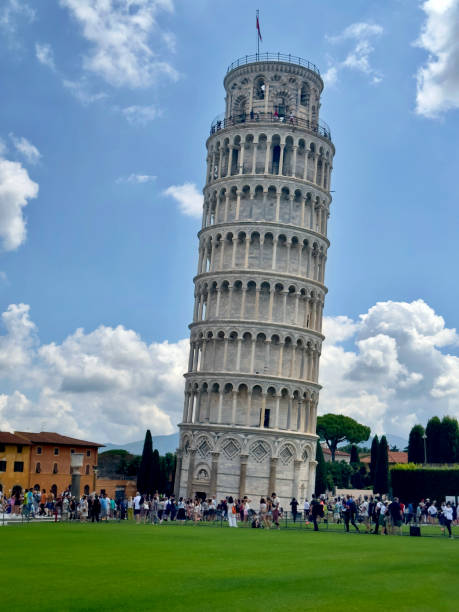 istock Leaning Tower of Pisa 1621766101