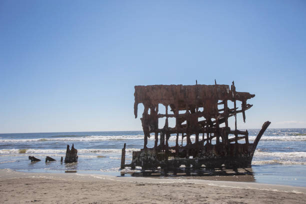 istock Wreck of the Peter Iredale 1622124337