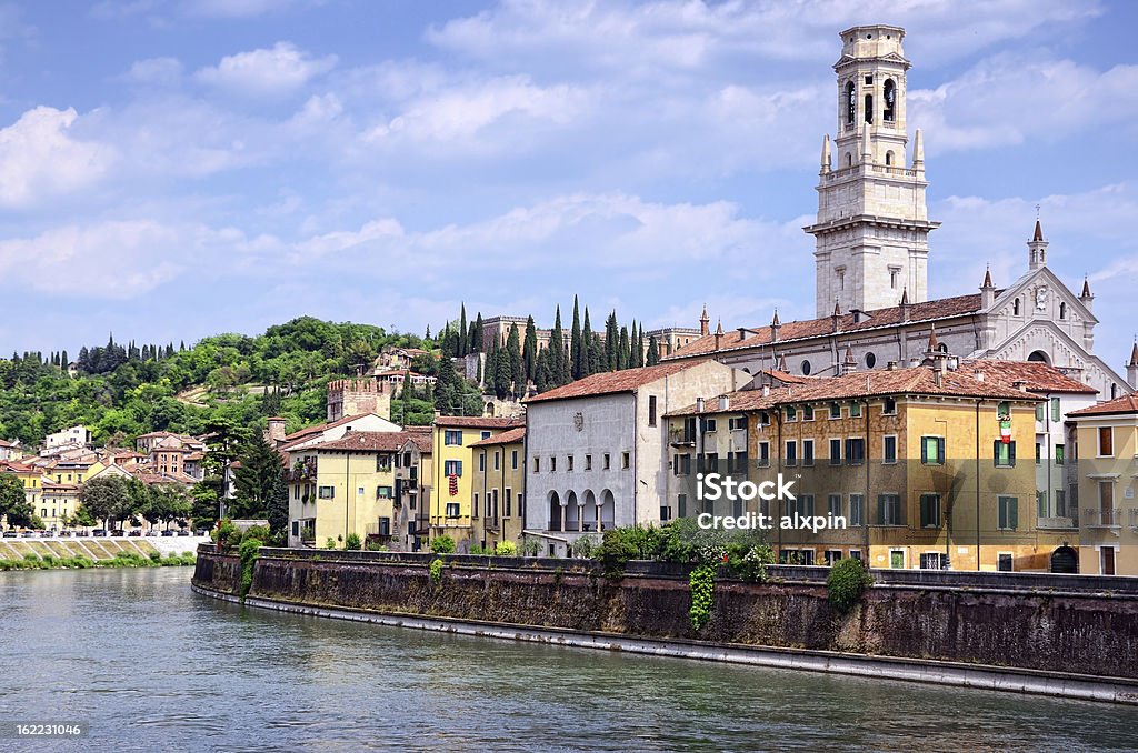 Catedral de Verona, Itália - Foto de stock de Antigo royalty-free