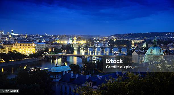 Foto de Panorama De Praga e mais fotos de stock de Antigo - Antigo, Arcaico, Arquitetura