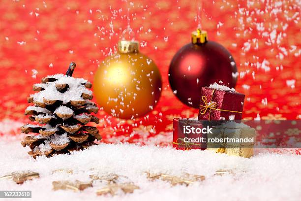 Christmas Bauble - Fotografie stock e altre immagini di A forma di stella - A forma di stella, Amore, Arte