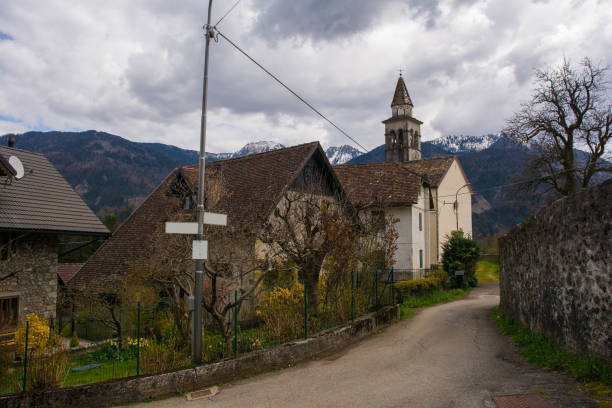 istock Lane in Luint, Italy 1622340952