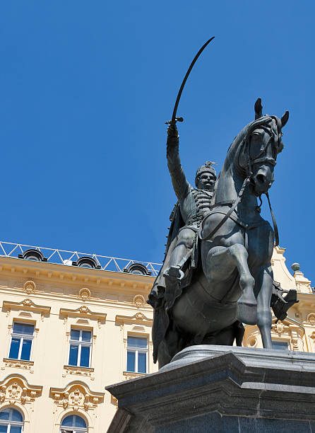 istock Statue on main square in Zagreb, Croatia 162238039