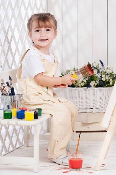 istock Girl-artist 162238217