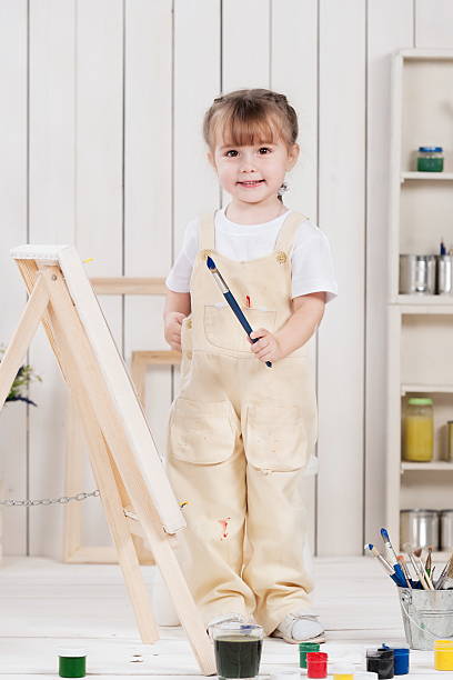istock Girl-artist 162238222