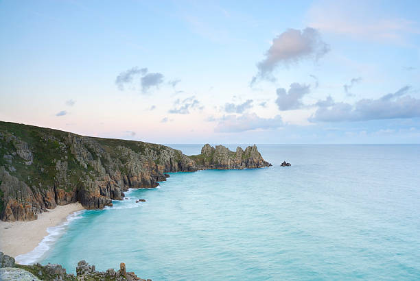 pedn vounder praia, cornualha. - cornualha inglaterra imagens e fotografias de stock