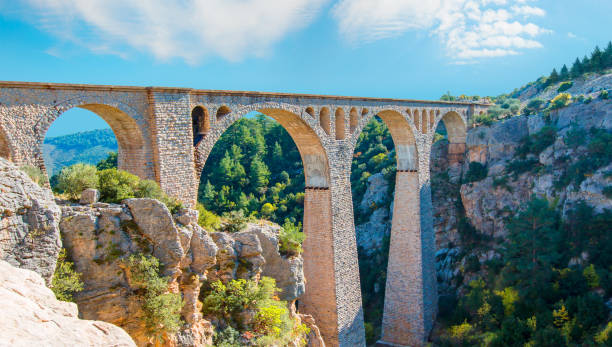 istock Varda railway stone bridge - Adana Turkey 1622452293