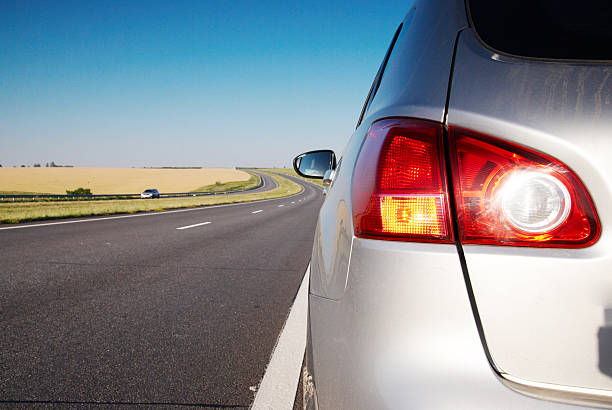 viagem de carro - back light - fotografias e filmes do acervo