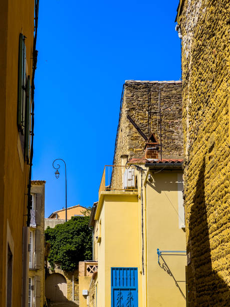 Village of Elegance: Roaming the Historic Streets ofChateauneuf-du-Pape