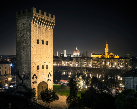 Porta San Niccolò in Firenze, Architecture by Night