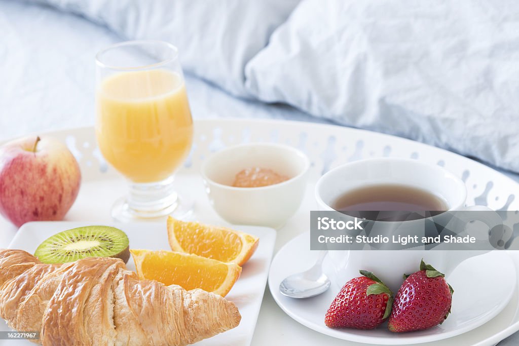 맛있는 아침 식사 - 로열티 프리 아침 식사를 제공하는 숙박 스톡 사진