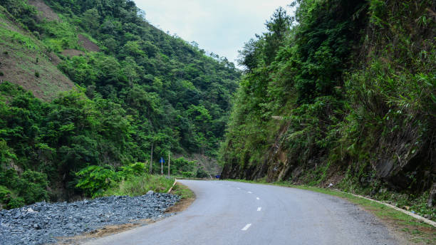istock Mountain road in Northern Vietnam 1622819774
