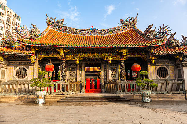 Kuil Mengjia Longshan Foto Stok - Unduh Gambar Sekarang - Lungshan Temple, Kuil - Tempat Ibadah, Agama - Subjek - iStock