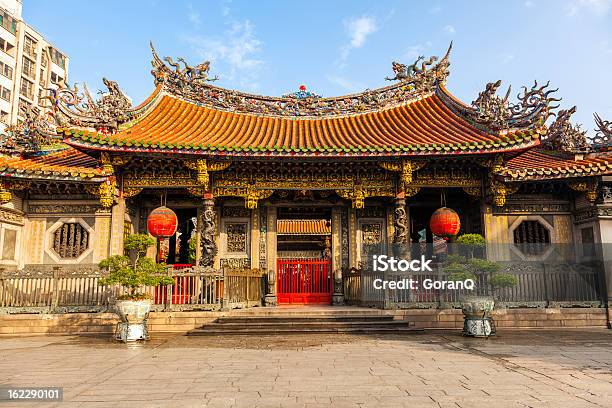 Mengjia Longshan Temple Stock Photo - Download Image Now - Lungshan Temple, Temple - Building, Architecture